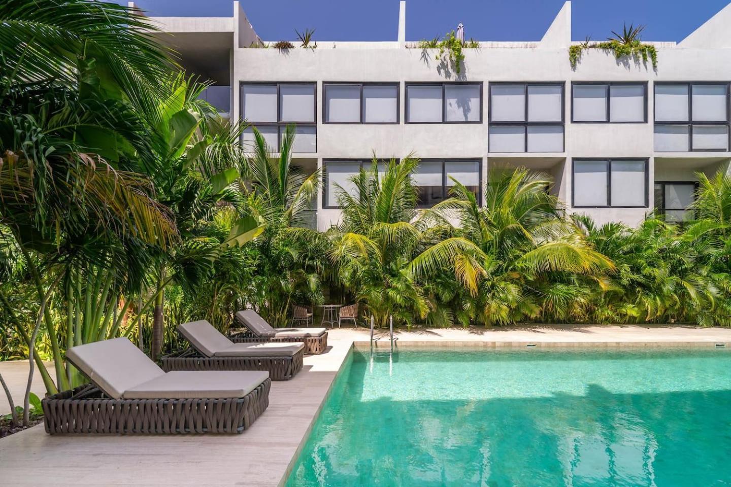 1 Bd Luxury With Balcony In Trendy La Veleta Holiday home *